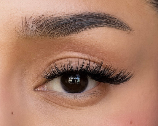 🌸 The Clean Girl Lashes